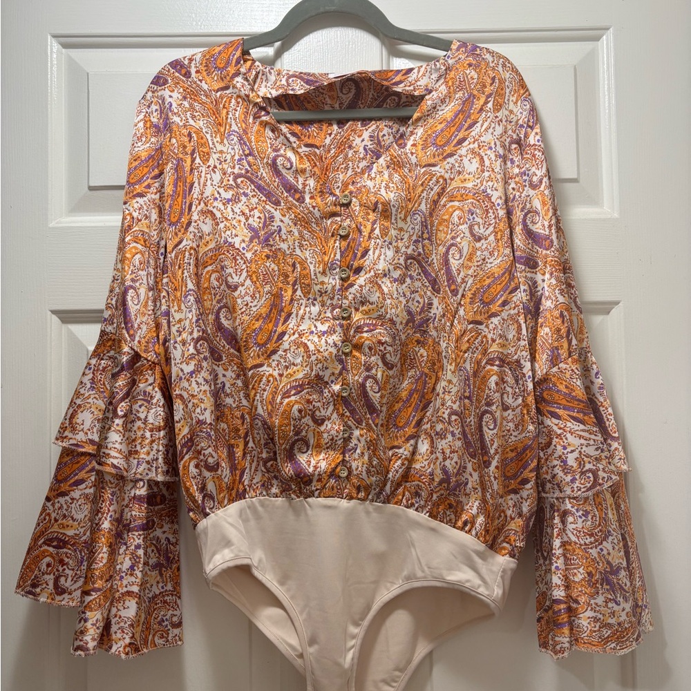 Pink Lily Paisley Print Women's Top - Multicolor